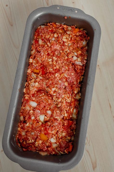 Bobby Flay Meatloaf Recipe, Paula Deans Meatloaf, Paula Deen Meatloaf Recipes, Paula Deen Meatloaf, Cheeseburger Meatloaf Recipes, Recipes With Diced Tomatoes, Tasty Meatloaf Recipe, Pork Sausage Recipes, Homemade Meatloaf