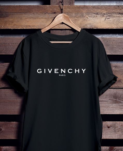 Givenchy Tshirt, Haine Diy, Paris T Shirt, Givenchy Paris, Mothers Day Shirts, One By One, Mode Style, Direct To Garment Printer, Sweater Shirt