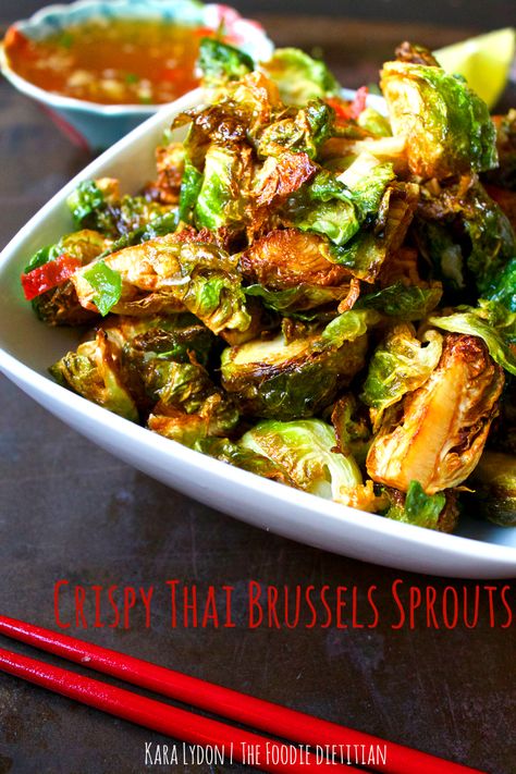 Crispy Brussels sprouts tossed in an authentic Thai chili fish sauce for a side dish you won't forget! | The Foodie Dietitian @karalydon Thai Side Dishes, Brussel Sprouts Appetizer, Crispy Brussels Sprouts, Thai Chili, Veggie Side Dishes, Paula Deen, Asian Cooking, Side Recipes, Veggie Dishes