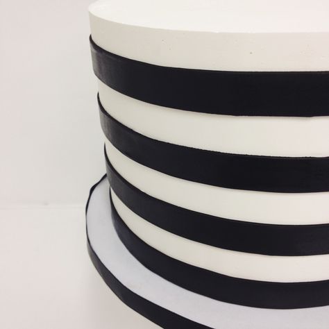 Smooth white buttercream and black fondant stripes / 8"- $100 Black And White Fondant Cake, Cake Black And White, White Fondant Cake, Stripe Cake, White Fondant, Striped Cake, Special Event Cakes, Black Fondant, White Buttercream