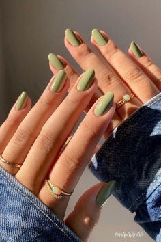 Sage Green Nails, Minimal Nails, Green Nail, Casual Nails, Soft Nails, Nagel Inspo, Cat Kuku, Pastel Nails, Neutral Nails