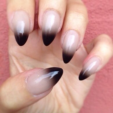 gradient black and clear pointed nails Black And White Nails, Pointy Nails, Polish Nails, Pointed Nails, Her Nails, Cool Nail Designs, Manicure E Pedicure, Nail Polishes, Stiletto Nails