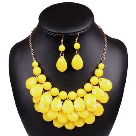 Qiyun Yellow Lucite Teardrop Beaded Fringe Bib Statement Choker Necklace Earrings Lucite Jaune Larme Frange Collier Qiyun http://www.amazon.ca/dp/B00KA3QT8Y/ref=cm_sw_r_pi_dp_dldkwb1WJEAG5 Choker Collar Necklace, Bubble Necklaces, Statement Choker, Statement Choker Necklace, Spring Jewelry, Necklace Brands, Teardrop Beads, Teardrop Necklace, Beaded Fringe