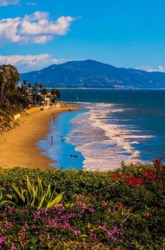 Europe Winter Travel, California Santa Barbara, Butterfly Beach, Romantic Camping, Santa Barbara Beach, California Camping, Magic Christmas, Cambodia Travel, Places In California