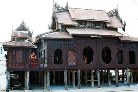 Medieval Asia, Myanmar Architecture, Kayin State, Mergui Archipelago, Shwedagon Pagoda, Myanmar Art, Wooden Architecture, Asian History, Wooden Bridge