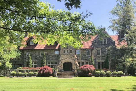 Homes in Shaker Heights and Cleveland Heights Shaker Heights Ohio, Cleveland Heights, Shaker Heights, 1920s House, Castle House, Historic Home, Architecture Building, Cleveland, House Exterior