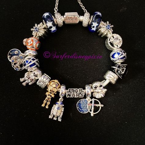 My Star Wars theme bracelet Themed Pandora Bracelet, Pandora Marvel, Pandora Star, Pandora Bracelet Charms Ideas, Pandora Charms Disney, Girly Bracelets, Pandora Bracelet Designs, Star Wars Jewelry, Fandom Jewelry