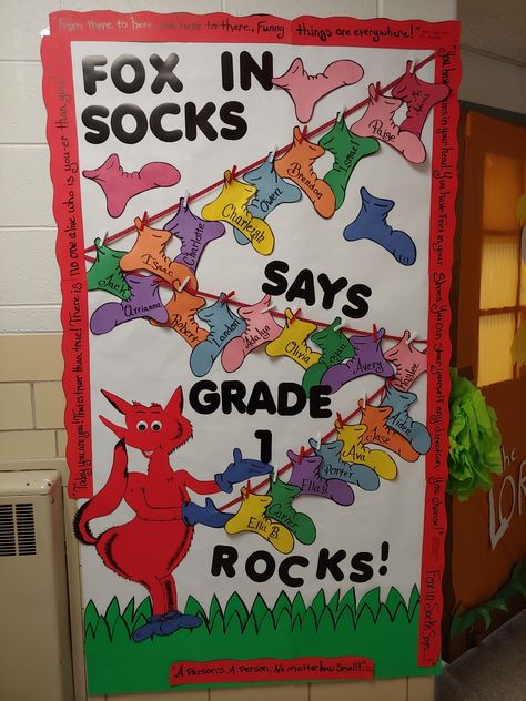 Fox in Socks Says! Dr Seuss Door, Seuss Decorations, Dr Seuss Classroom Theme, Sock Party, Dr Seuss Decorations, Prek Themes, Reading Crafts, Door Classroom, Dr Seuss Preschool