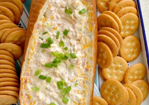 Gonna Want Seconds - Mississippi Sin Dip Mississippi Sin Dip Recipe, Sin Dip, Mississippi Sin Dip, Hot Dips, Cob Loaf, Recipe Appetizers, Cheese Cheddar, Budget Cooking, Snack Dip