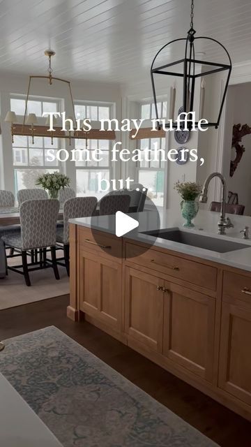 Lauren Syrowik on Instagram: "Save for later!

How do you mix metals?

1. Keep the fixtures and hardware all the same finish. For example, in our kitchen, the plumbing is polished nickel, the hardware is brass, the lighting is bronze.

2. In a smaller room, use up to two finishes and in a larger space choose up to three.

3. Feel free to vary the finish as well as the color! For our kitchen, the brass is a satin finish and the plumbing is polished! 

What are your best tips for mixing metals?

Comment LINK if you’d like a link to my kitchen favorites and my home/posts.

You can also always shop my posts and home at @shop.LTK
@athomewithsyro and my Amazon favorites on my Amazon storefront - AtHomeWithSyro. Links are available in my bio.
And if you aren’t following along yet, I hope you’ll f Mixing Metals In Home, Mixing Metals Kitchen, Lauren Syrowik, Mixed Metals Kitchen, Oxford House, Metal Dining Room, Kitchen Favorites, Mixing Metals, House Family