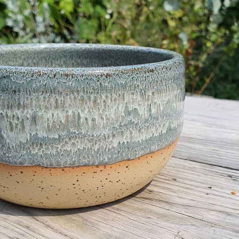 Michelle van Andel (@triskelpottery) posted on Instagram: “Glazed with Amaco Sage over Tourmaline.  Clay body is G&S 933.  The effect of Sage is just a bit more mint colored than Toasted Sage,  but…” • Aug 11, 2020 at 12:07pm UTC Toasted Sage Glaze Combinations, Amaco Tourmaline, Tourmaline Glaze, Pottery Corner, Glaze Layering, Ceramics Glaze, Glaze Combinations, Glaze Combos, Glaze Ideas