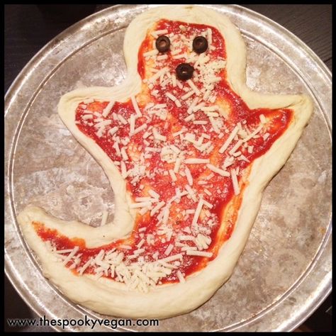 The Spooky Vegan: Ghost with the Most Pizza Homemade Pizza Halloween, Homemade Pizza Shapes, Halloween Shaped Pizza, Ghost Shaped Pizza, Spooky Pizza Night, Halloween Pizza Shapes, Homemade Halloween Pizza, Ghost Pizza Halloween, Spooky Pizza Ideas