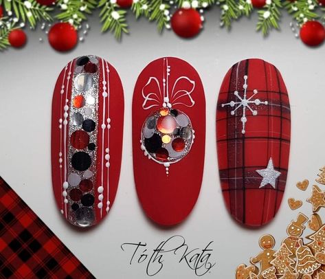 Santa Nail Art, Plaid Nail Art, Nail Art Noel, Christmas Nail Art Easy, Santa Nails, Xmas Nail Art, Unghie Nail Art, Plaid Nails, Christmas Nails Easy