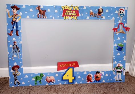 Toy Story Photo Booth, Frame Inspiration, Toy Story Party Decorations, Birthday Photo Frame, Story Birthday, Toy Story Birthday Party, Photo Booth Frame, Toy Story Birthday, Birthday Frames