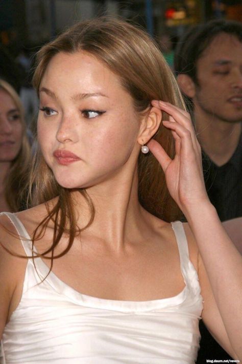 Devon Aoki Icon, Icon Makeup, Mutant Chronicles, Look Grunge, Devon Aoki, The Cardigans, Fashion Pictures, Pretty Face, Devon