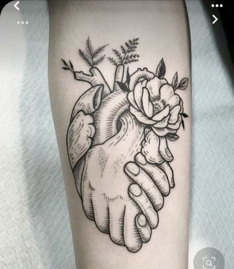 Wörter Tattoos, Anatomical Heart Tattoo, Nurse Tattoo, Herz Tattoo, Heart Tattoo Designs, Piercing Tattoo, Meaningful Tattoos, Pretty Tattoos, Heart Tattoo