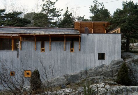 Villa Busk by Sverre Fehn in Norway | ArchEyes Sverre Fehn, Norwegian Architecture, Concrete Architecture, Layout Architecture, Residential House, Alvar Aalto, Facades, Architecture Details, Modern Architecture