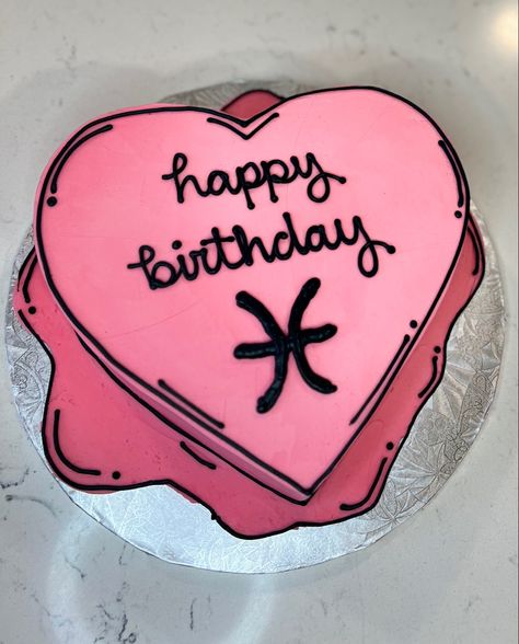 Pisces Birthday Ideas, Heart Cake Pisces, Pisces Szn Cake, Pisces Cake Ideas, Pisces Cartoon, Pisces Birthday Cake, Pisces Cake, Cartoon Birthday Cake, Retro Cake