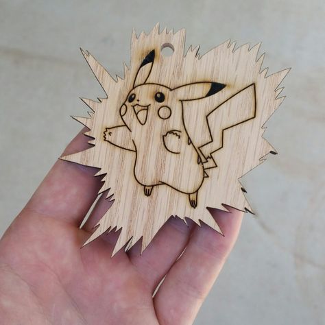 Wooden Pokemon, Pokemon Keychain, Pokemon Project, Nintendo Art, Wood Burning Patterns, Cnc Projects, Pallet Crafts, Acrylic Light, Perler Bead Art