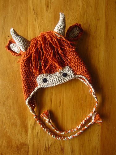 Highland cow hat! Crochet Cow Headband, Crochet Cow Hat, Scottish Crafts, Knot Knitting, Cow Craft, Cow Hat, Highland Cattle, Crochet Cow, Animal Hats