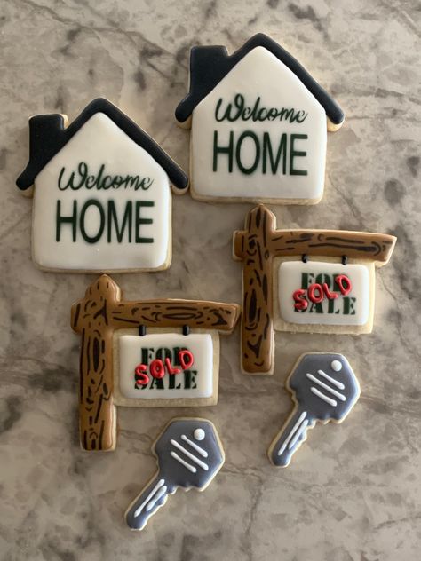 Home Sweet Home Cookies Decorated, Welcome Home Cookies Decorated, Home Cookies Decorated, Welcome Home Cookies, Home Cookies, Sweet Decoration, Decorating Cookies, Sugar Cookie Designs, Sold Home