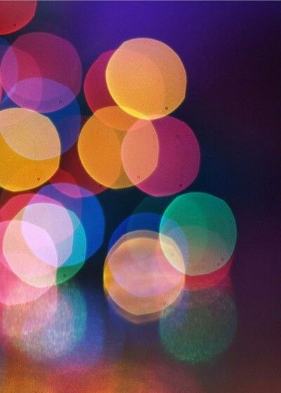 Blurry lights Bokeh Art, Blurry Lights, Sunset Canvas Painting, Blurred Lights, Spiritual Paintings, Sun Painting, Bokeh Photography, Bokeh Lights, Canvas Painting Designs