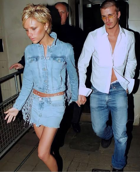 2000s Couples, Beckham Wedding, Couple Dressing, Posh Beckham, Vintage Women Fashion, Posh And Becks, Victoria And David, David And Victoria Beckham, Couple Dress