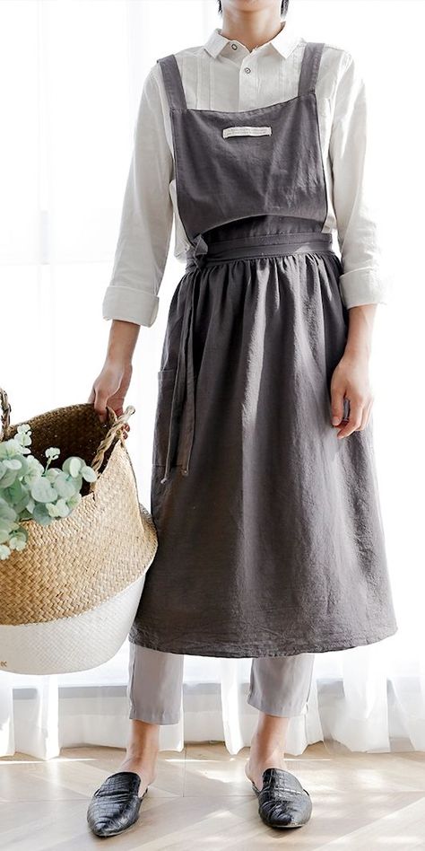 Korea Style Cotton Apron Gardener Waitress Bakery Florist Work Wear A18020 Bakery Clothes Style, Florist Style Clothes, Baker Outfit Apron, Florist Outfit Aesthetic, Florist Outfit Style, Florist Costume, Gardener Clothes, Gardener Aesthetic Outfit, Bakery Outfit