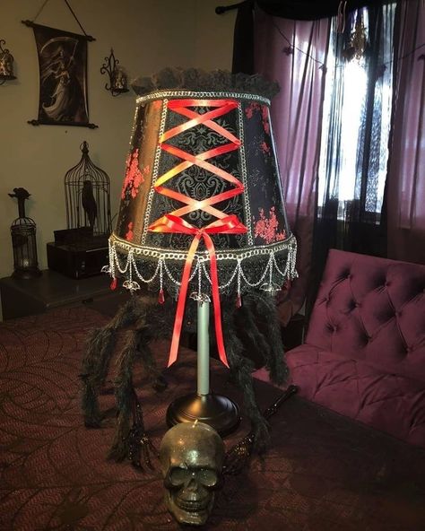 Goth Lamp, Victorian Gothic Mansion, Gothic Lamp, Patchwork Decor, Goth Houses, Victorian Lamp, Dream Furniture, Diy Lamp Shade, Gothic Decor