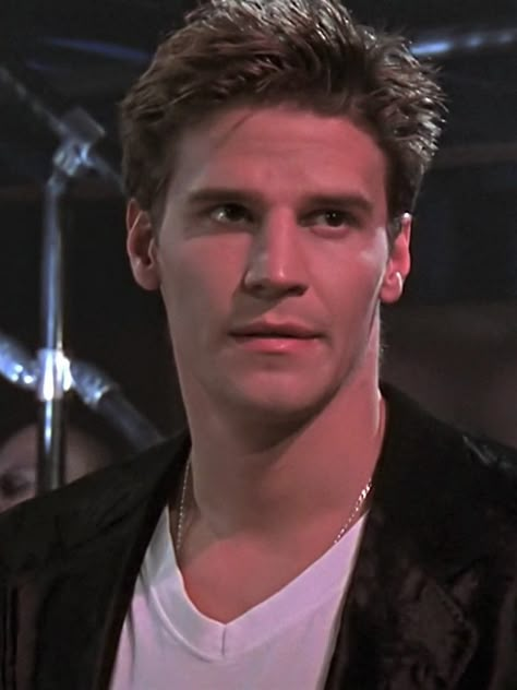 David Boreanaz 90s, Angel From Buffy, Angel From Buffy The Vampire Slayer, Angel Btvs, Angel David Boreanaz, Angel Tv Show, Angel Buffy The Vampire Slayer, Btvs Angel, Buffy The Vampire Slayer Angel