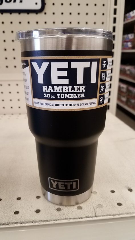 Black 30oz Yeti mug Vaso Yeti, Yeti Mug, Yeti 30 Oz, Yeti Cup, 30 Oz Tumbler, Christmas List, Shot Glass, Tumbler, Gif