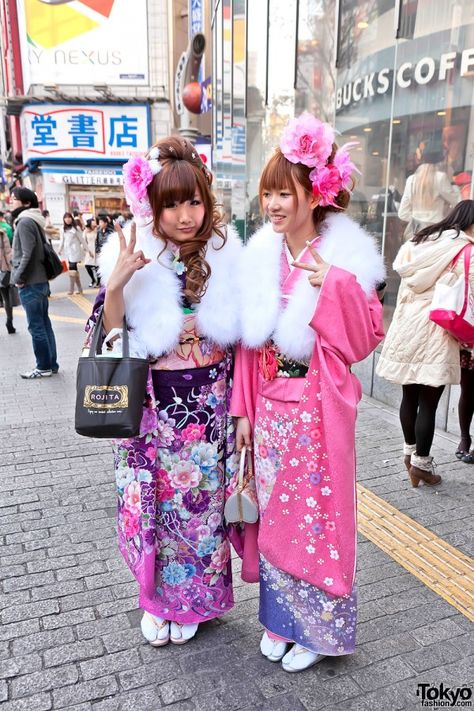 , Coming Of Age Day, Japan Kimono, Skirted Swimsuit, Gyaru Fashion, Beautiful Kimonos, How To Look Handsome, Tokyo Fashion, Japanese Men, Japanese Street Fashion