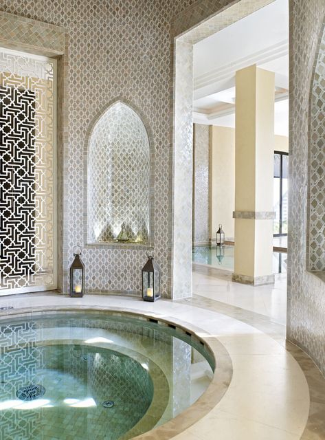 Traditional Moroccan Zellige tilework with a modern touch. (Four Seasons Resort Marrakech)  Missing it already Dekorasi Maroko, Moroccan Bazaar, Moroccan Bathroom, Design Marocain, Moroccan Inspiration, Piscina Interior, Style Marocain, Moroccan Homes, Moroccan Interiors