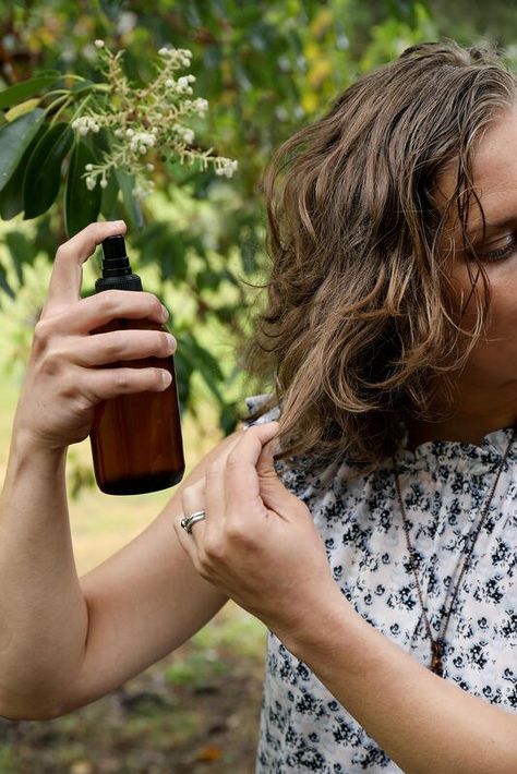 Rosemary Mint Homemade Salt Spray for Hair Diy Salt Spray, Salt Spray For Hair, Mint Salt, Diy Hair Spray, Homemade Lotions, Sea Salt Spray For Hair, Spray For Hair, Clary Sage Oil, Mountain Rose Herbs