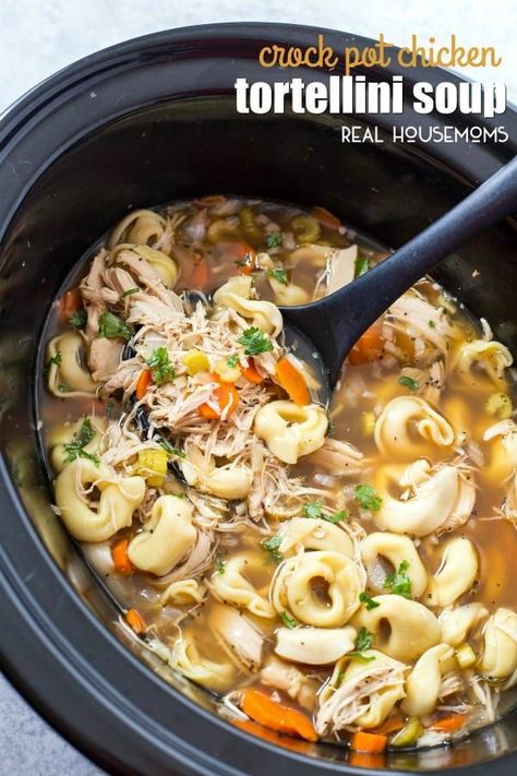 Meatless Crockpot, Crock Pot Chicken Tortellini, Chicken Tortellini Soup Crock Pot, Recipes Meatless, Crock Pot Tortellini, Chicken Tortellini Soup, Chicken Noodle Soup Easy, Chicken Tortellini, Easy Crockpot Chicken