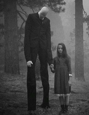 The Slender Man character began appearing on the internet in 2009. It is believed to have been created as part of a Photoshop contest Beatles Funny, Ghost Sightings, Silent Hill 2, Slender Man, Jessica Nigri, Slenderman, Horror Movie Characters, Princesa Diana, Ringo Starr