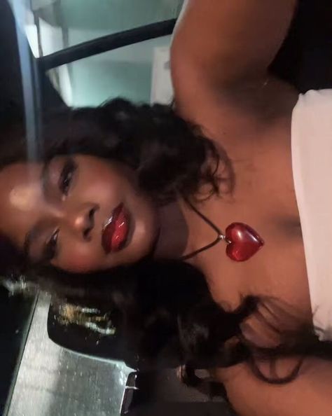 Red Aesthetic Black Women, Liner And Lipstick Combos, Heart Necklace Outfit, Lip Liner And Lipstick Combos, Lip Liner And Gloss Combo, Heart Necklace Aesthetic, Lip Liner Looks, Makeup Inspo Black, Lip Liner Combo