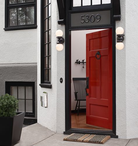 Beautiful Doors and Door Knockers Front Doors With Windows Entrance, Red Exterior Doors, Striped Door, Pyramid House, High Back Bench, Presents For Family, Red Front Door, Gifts For The Home, Door Entryway