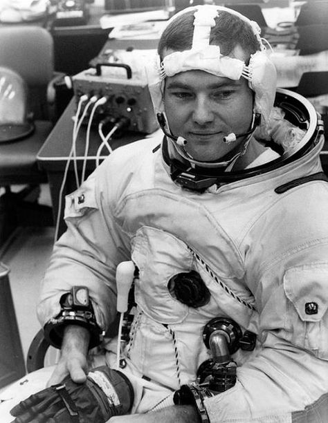 Astronaut John Bull, testing Apollo suit The Astronaut Wives Club, Gus Grissom, Nasa Retro, Buzz Aldrin, United States History, Neil Armstrong, Nasa Astronauts, One Small Step, Camera Shy