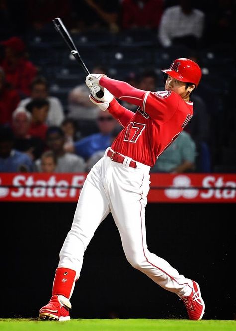 Ohtani Shohei, Action Pose Reference, Male Pose Reference, 남자 몸, People Poses, Anatomy Poses, Shohei Ohtani, Human Reference, Body Reference Poses