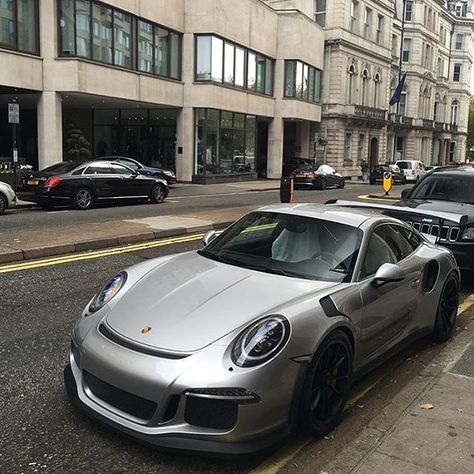 Porsche GT3RS Porsche 991 Gt3 Rs, 991 Gt3 Rs, Porsche 991 Gt3, Porsche Gt3 Rs, 991 Gt3, Silver Car, Porsche 991, Luxurious Cars, Porsche Gt3