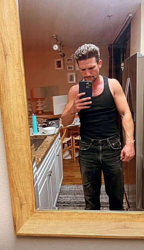 Daren Kagasoff, Attractive Guys, Good Looking Men, American Actors, How To Look Better, Overalls, Actors, Pants, Quick Saves