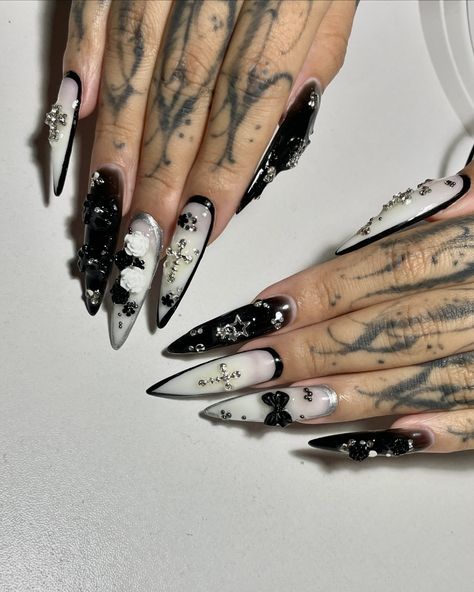 black and white ☑️☑️ gel extensions, 330 aed book in DM😉 #blackwhitenails #grungenails #longnails #stiletto #creativedesign #creativenails White Alt Nails, The Crow Nails, White Grunge Nails, Black And White Stiletto Nails, Nail Designs Black And White, Square Stiletto Nails, White Black Nails, Stiletto Nails Black, Stelleto Nails