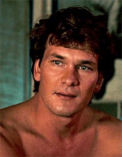 Patrick Swayze Shirtless, Patrick Swayze Movies, Patrick Swazey, Patrick Swayze Dirty Dancing, Ralph Macchio The Outsiders, Shirtless Actors, Patrick Swayze, Beckham Jr, Richard Gere