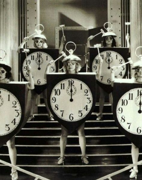 Dancing clocks - Madam Satan 1930 Father Time, Photo Vintage, Tick Tock, Vintage Clock, Pics Art, Vintage Photography, Metropolis, Vintage Costumes, A Group