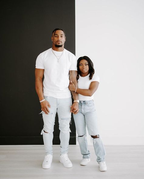 Tall And Short Couple, Jonathan Owens, Couple Streetwear, Dope Couples, Indoor Shoot, White Shirt And Blue Jeans, Bday Shoot, True Heart, Pre Wedding Photoshoot Outfit