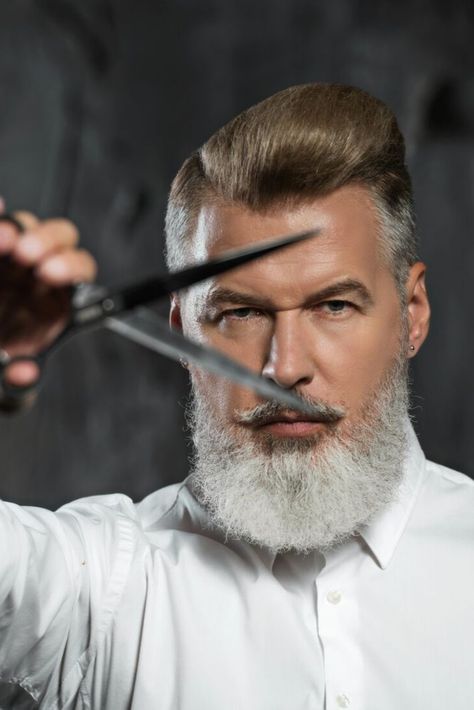 Barber Shop Pictures, How To Trim Mustache, Barber Man, Trimming Your Beard, Mens Hairstyles With Beard, Straight Razor Shaving, Men With Grey Hair, Beard Hairstyle, Beard Life