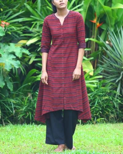 Salwar Suit Neck Designs, The Secret Label, Cotton Night Dress, Simple Kurti Designs, Salwar Designs, Kurti Designs Latest, Kurti Embroidery Design, Kurta Dress, Cotton Kurti Designs