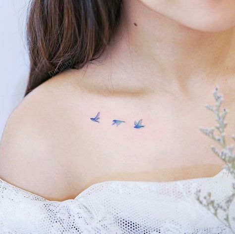 Bluebird Tattoo, Tiny Bird Tattoos, Tattoo Diy, Shape Tattoo, Diy Tattoo, Subtle Tattoos, Small Tattoo Designs, Tattoo Life, Pattern Tattoo