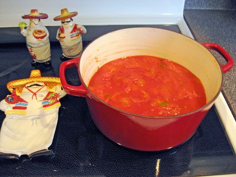 The Iowa Housewife: Freezer Herbed Tomato Soup Canning Tomatoes Recipes, Homemade Tomato Soup, Tomato Soup Homemade, Canning Vegetables, Gluten Free Sides, Dried Vegetables, Tomato Soup Recipes, Canning Tomatoes, Soup And Stew